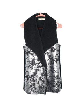 Mesh + Lace Black & Silver Sherpa-Lined Open Front Vest - M. Polyester/Acrylic